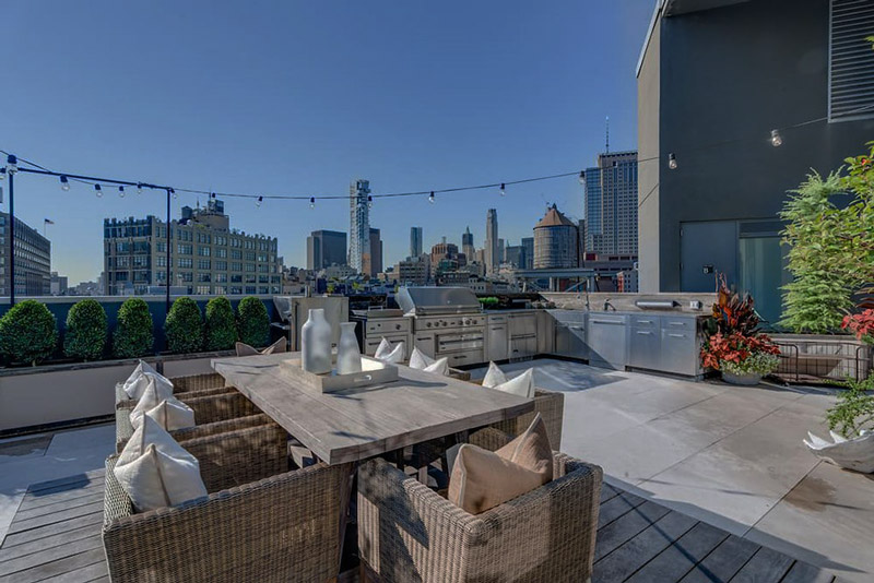kim-kardashian-west-new-york-penthouse-airbnb-012.jpg