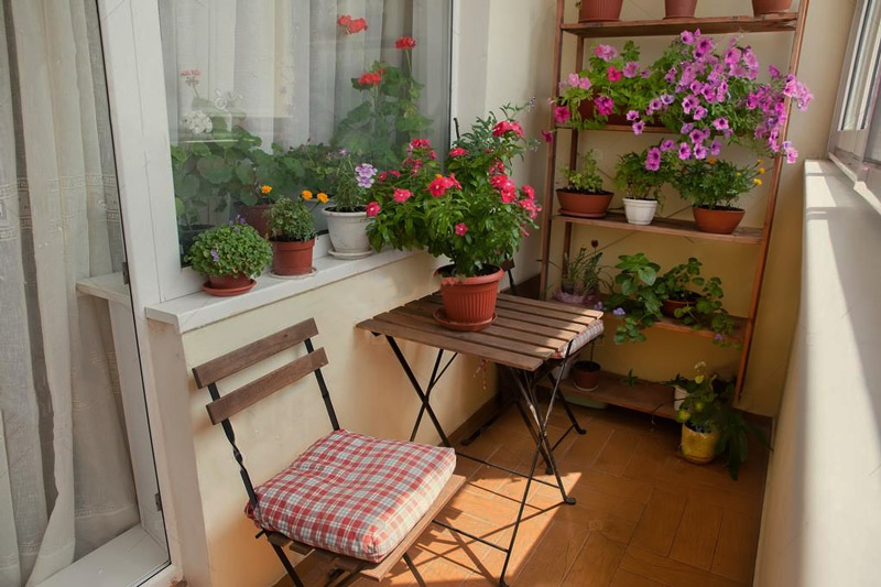 depositphotos_77970852-stock-photo-beautiful-balcony-with-small-table.jpg