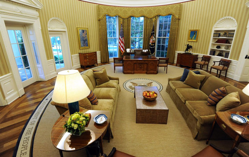 Photos-President-Obama-Newly-Decorated-Oval-Office.jpg