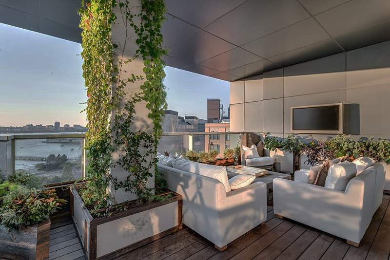 kim-kardashian-west-new-york-penthouse-airbnb-010.jpg