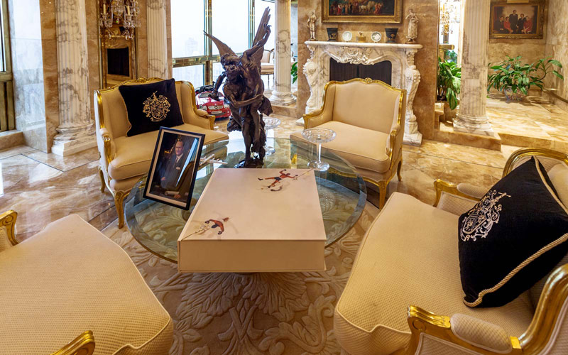 trump-tower-penthouse-coffee-table-PENTHOUSE1116.jpg