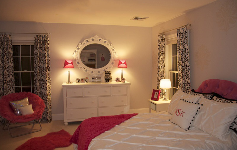 dddd0c1ca2c0598ac54d27c4f7e5d34f--glam-bedroom-paris-bedroom.jpg